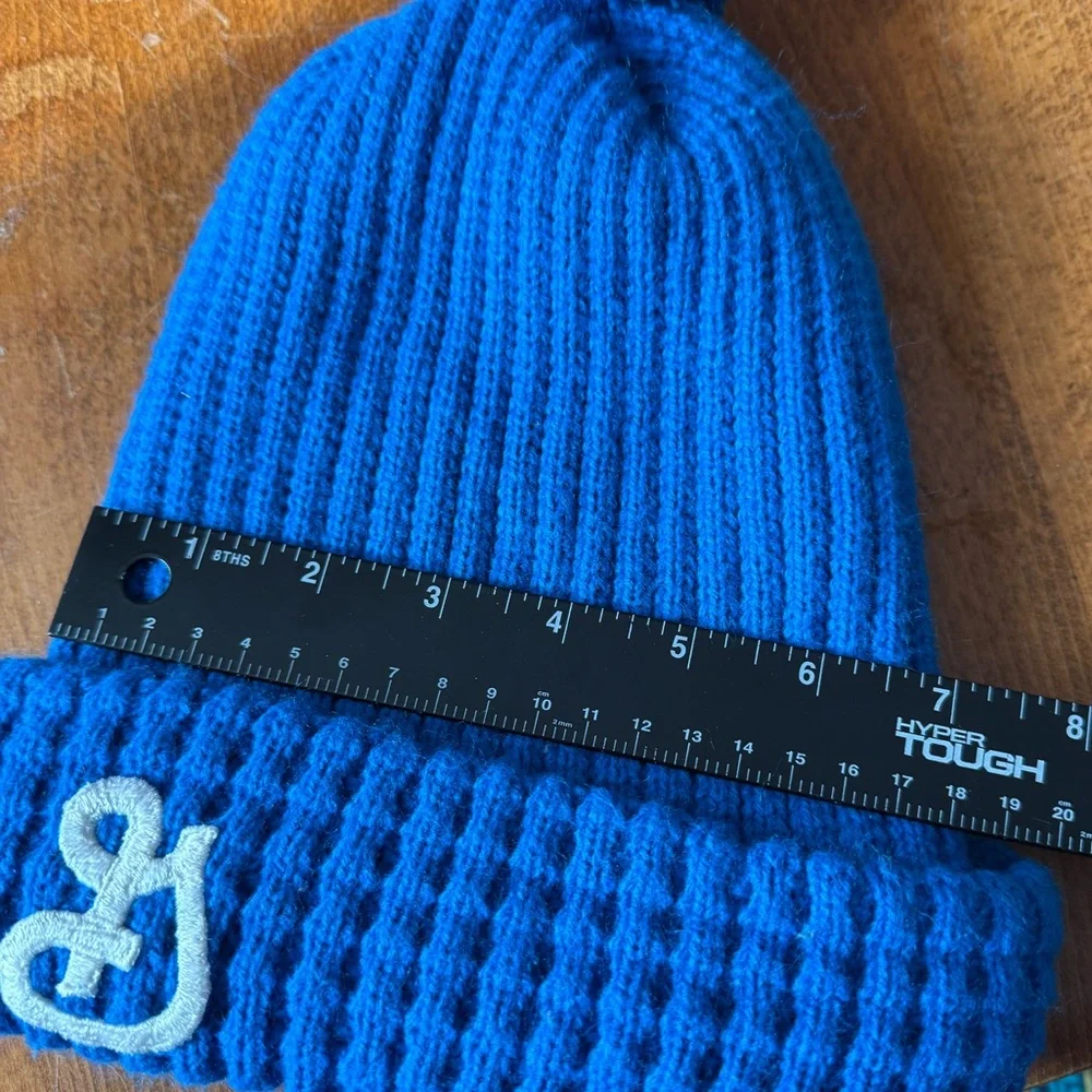 General Mills Blue Knit Pom-Pom Beanie Stocking‎ Hat Women’s Pull On Outdoors